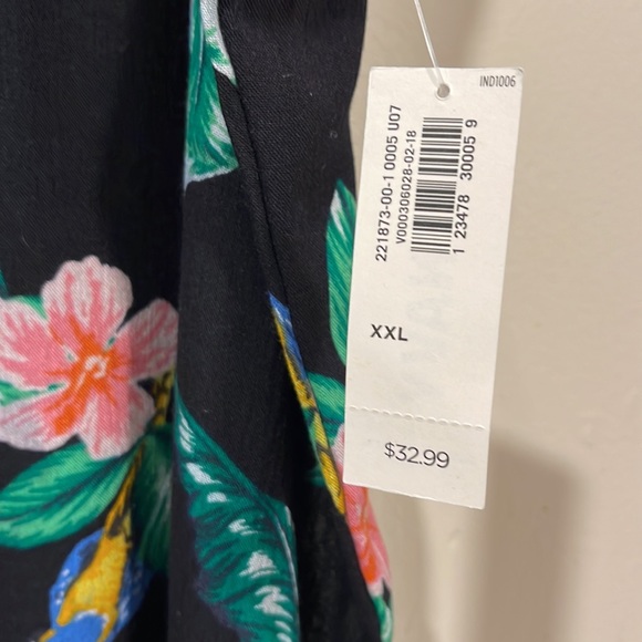 Old Navy top. XXL - Picture 3 of 7